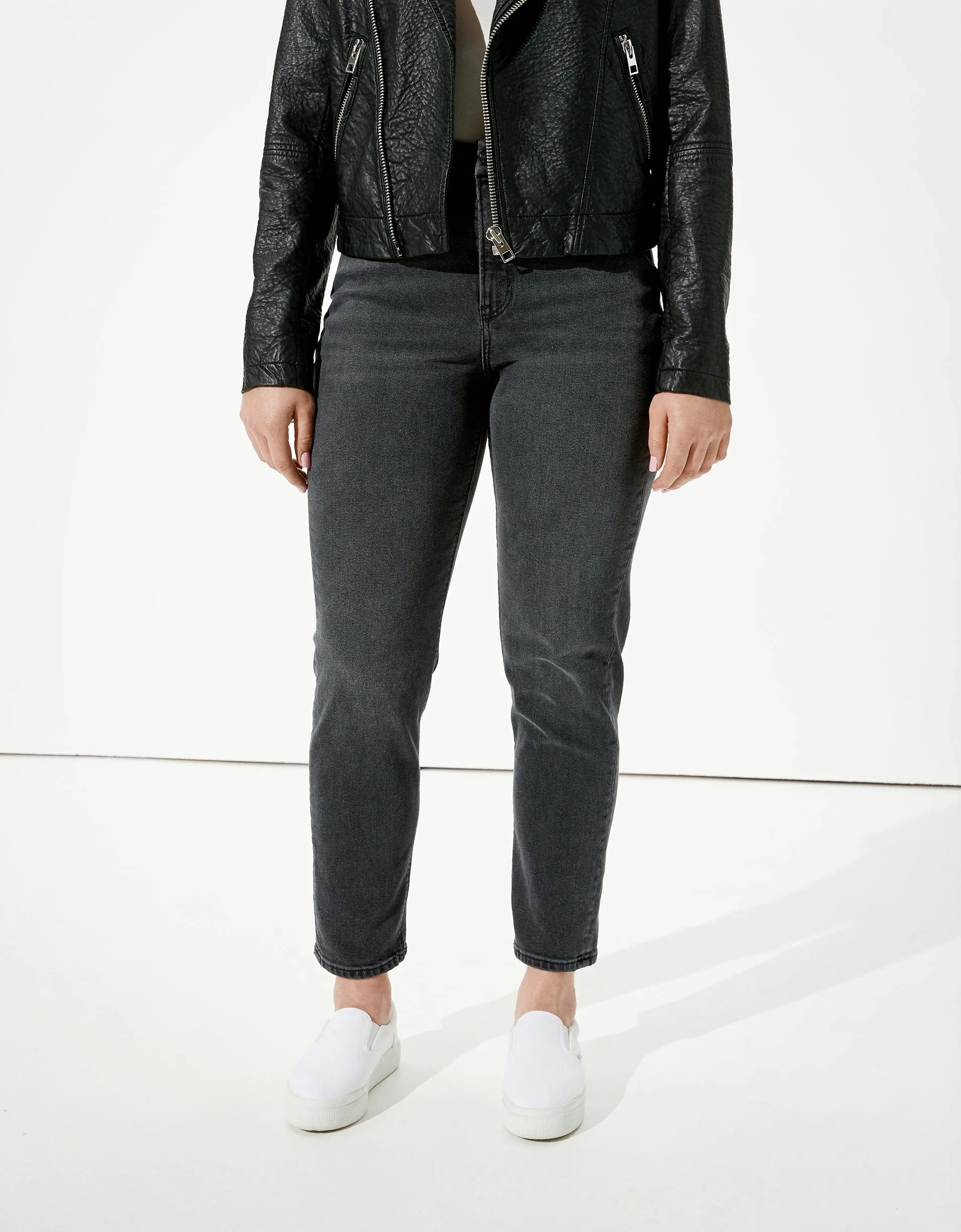 AE Stretch Curvy Mom Jean