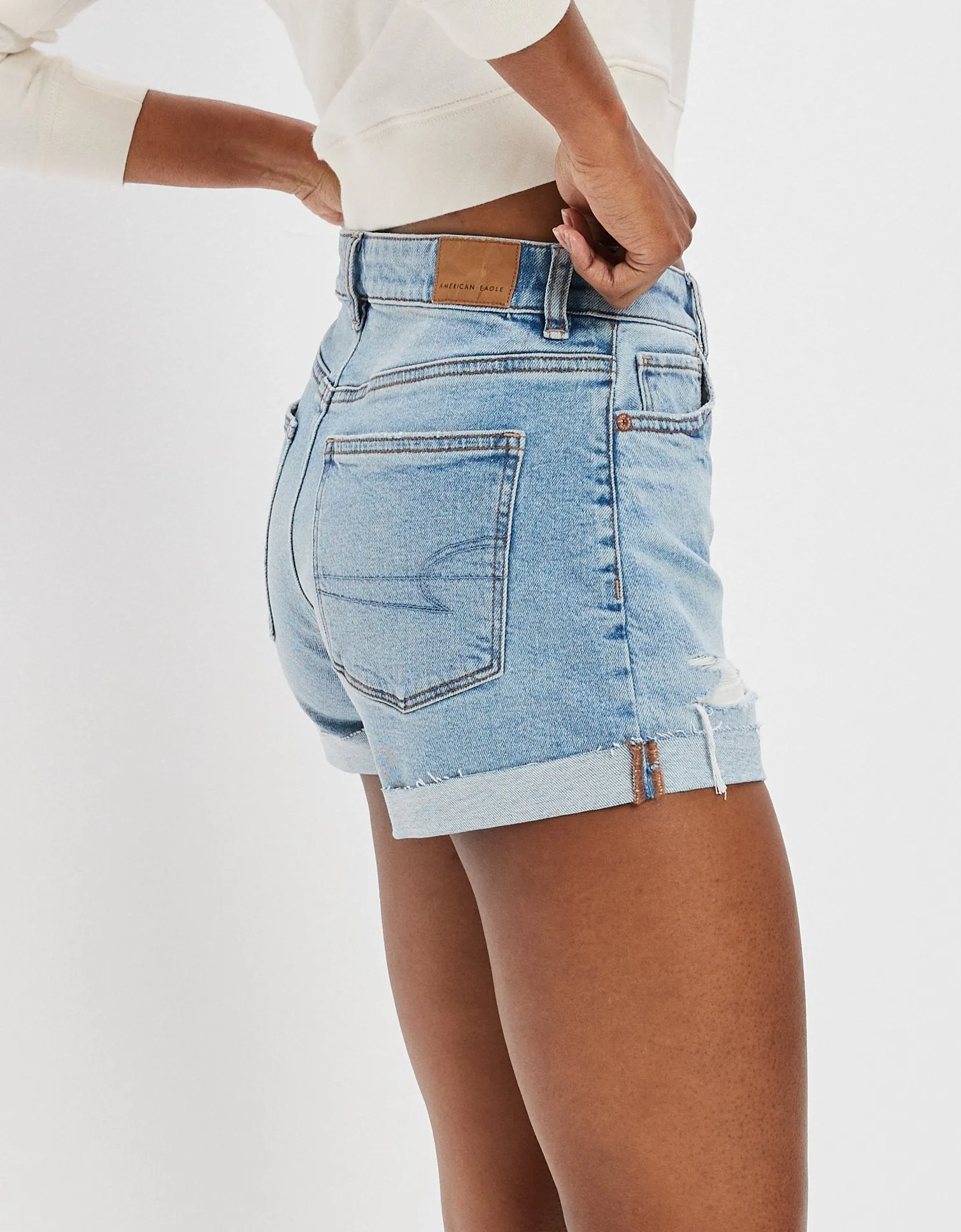 AE Strigid Denim Mom Short