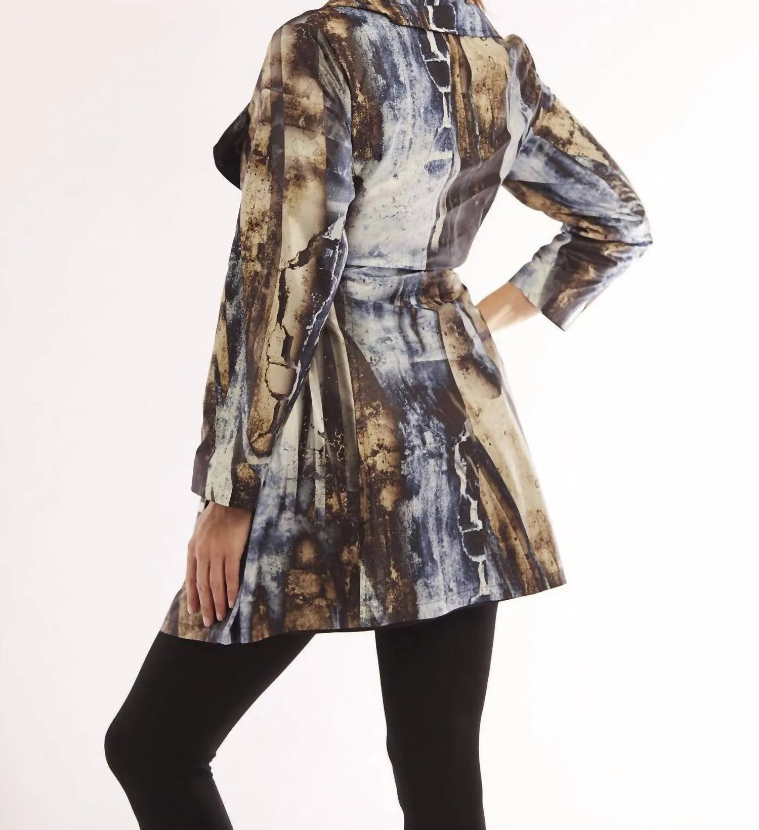 Arctic Belted Collard Rain Jacket In Blue Multi