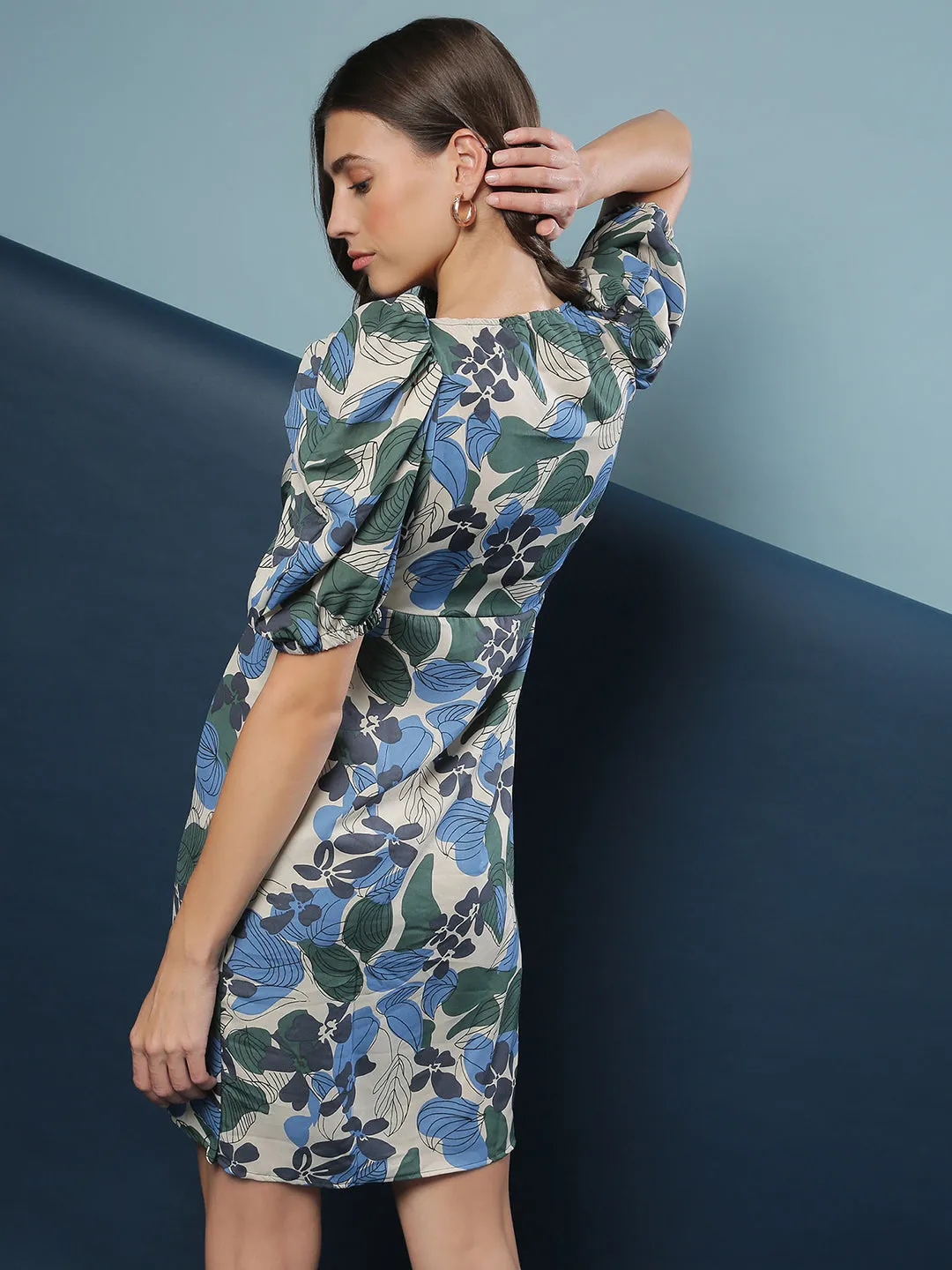 Campus Sutra Women Floral Design Casual Dresses ecco Shoes