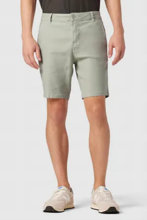 Chino Short In Light Green Shell