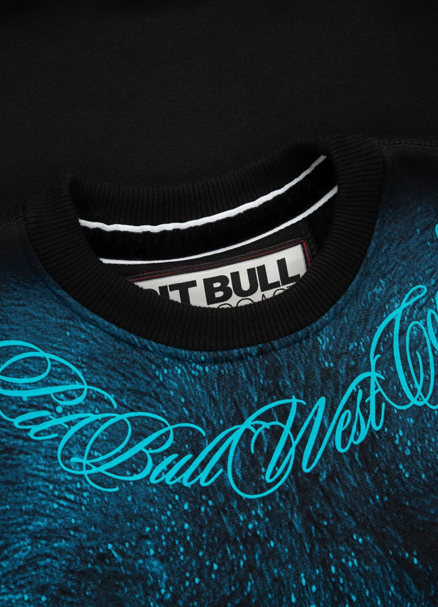 Crewneck Classic Blue Eyed Devil