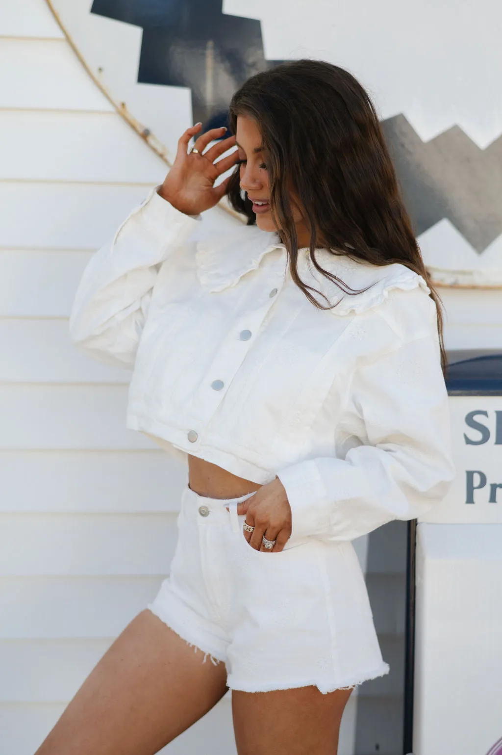 Doll Collar Embroidered Jacket-Off White