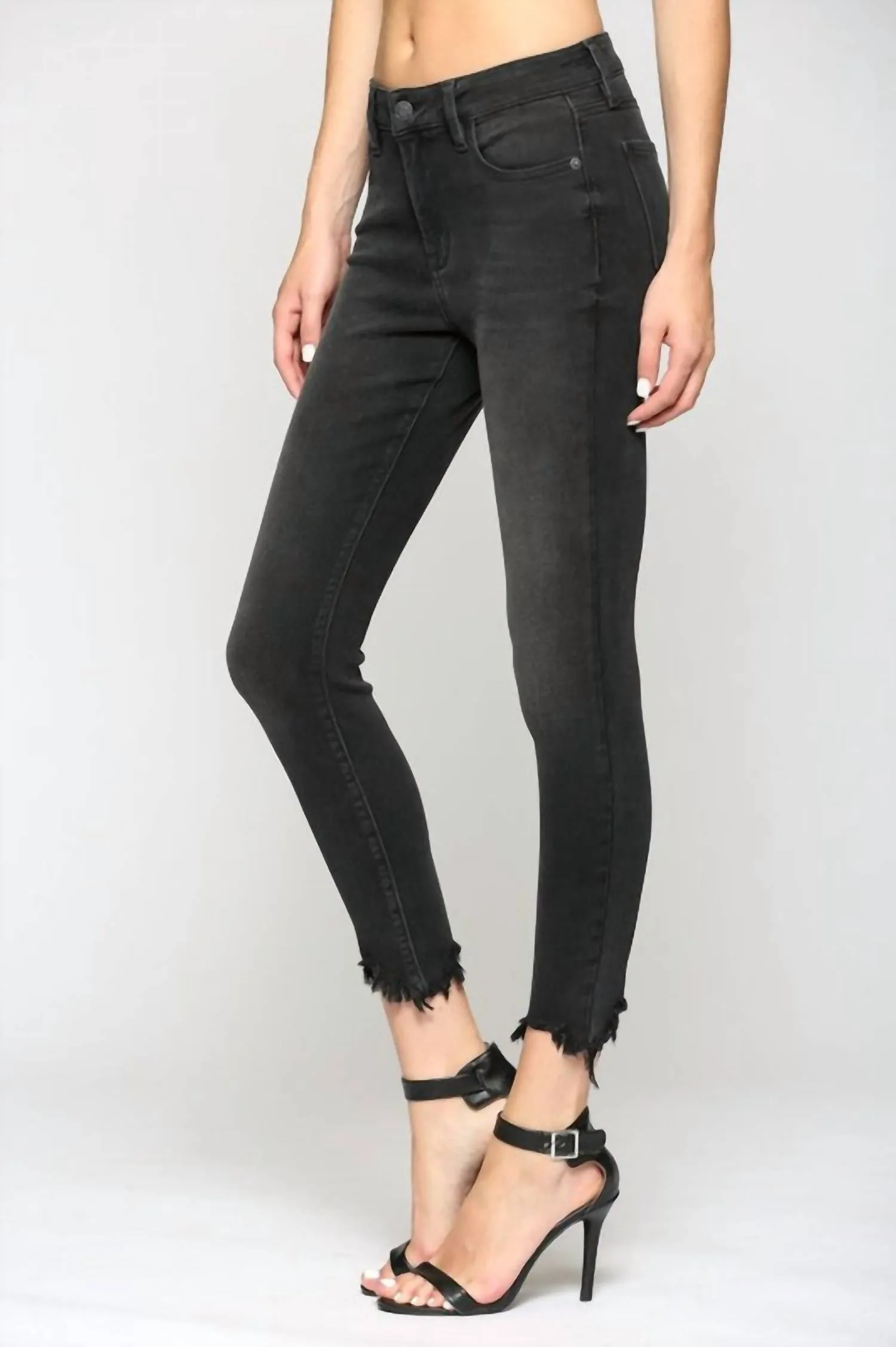 Frayed Hem Mid Rise Skinny Jean In Vintage Black