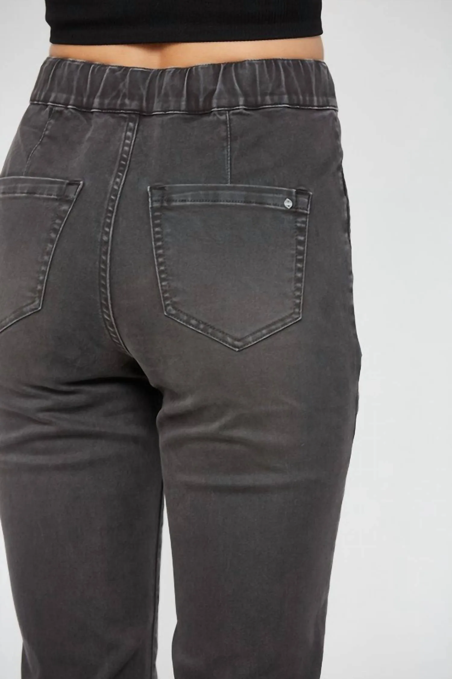 High Rise Jogger Crop Jean In Pickle