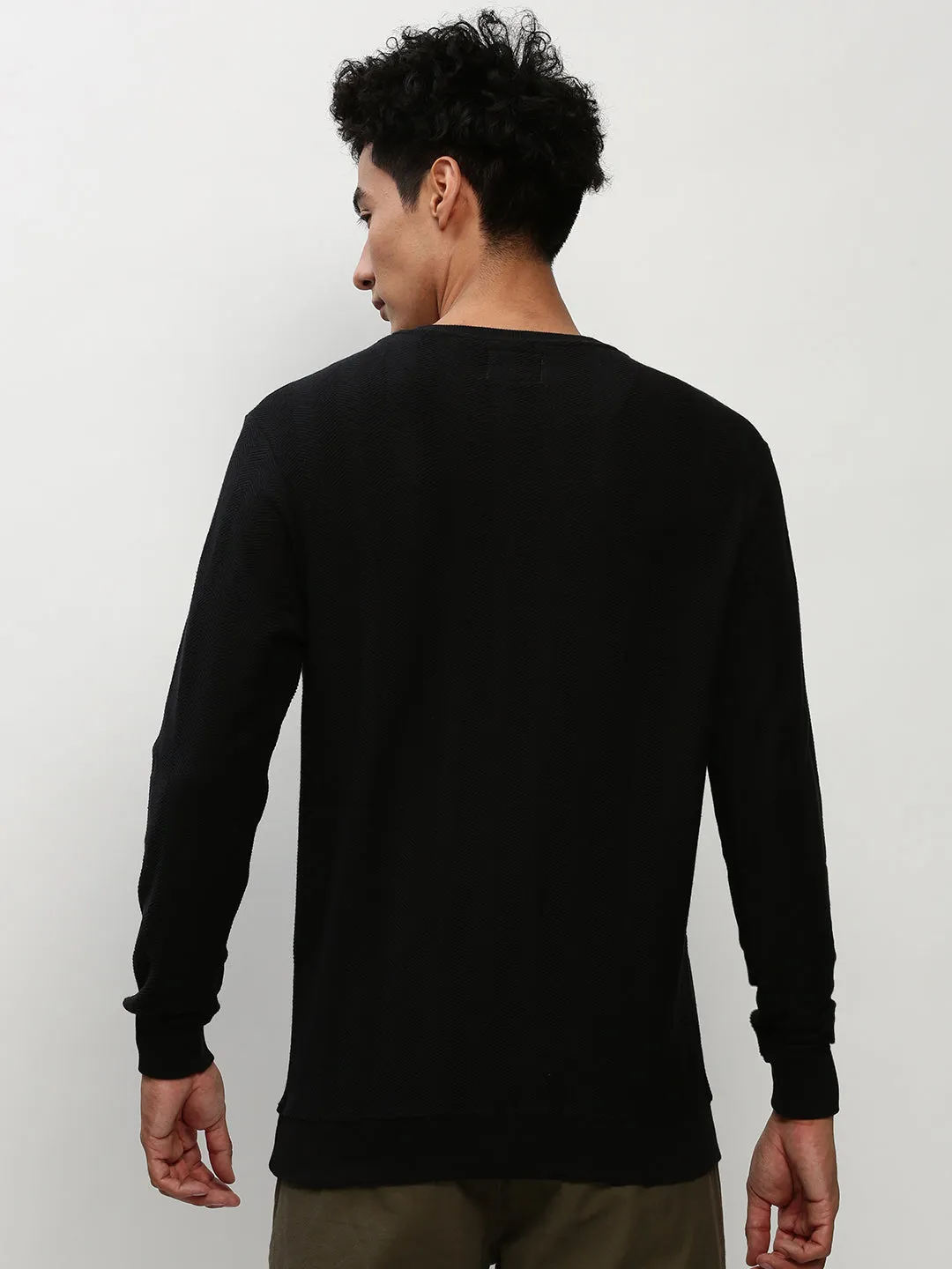 Men Black Round Neck Long Sleeves Cotton Pullover