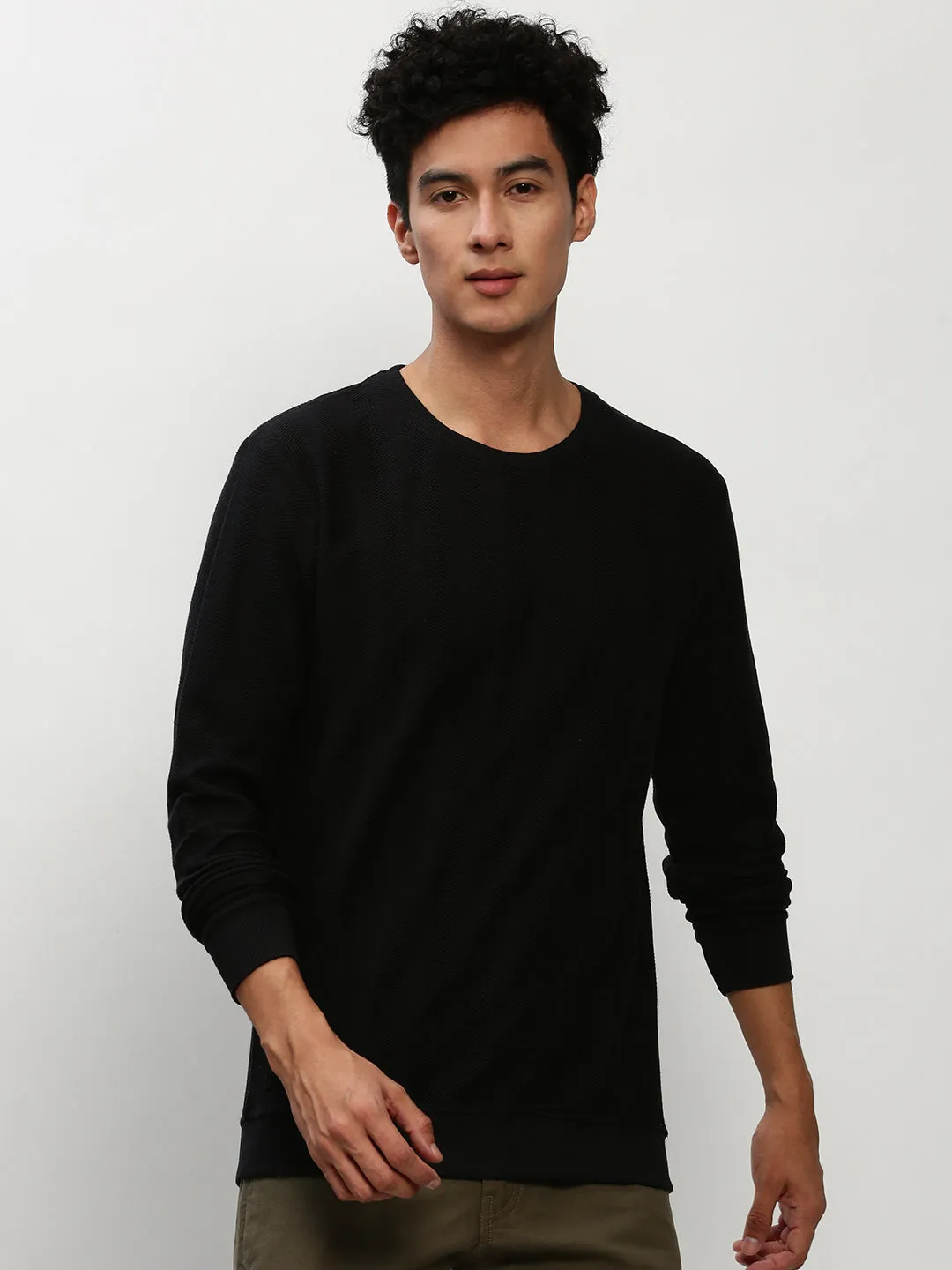 Men Black Round Neck Long Sleeves Cotton Pullover