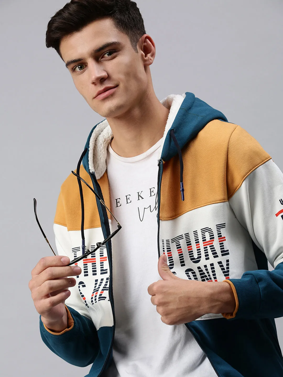 Men Blue Colourblocked Hooded Sweatshirt