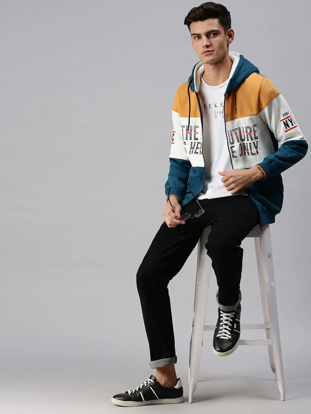 Men Blue Colourblocked Hooded Sweatshirt