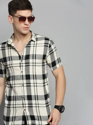 Men Cream Classic Fit Tartan Checks Twill Weave Cotton Casual Shirt