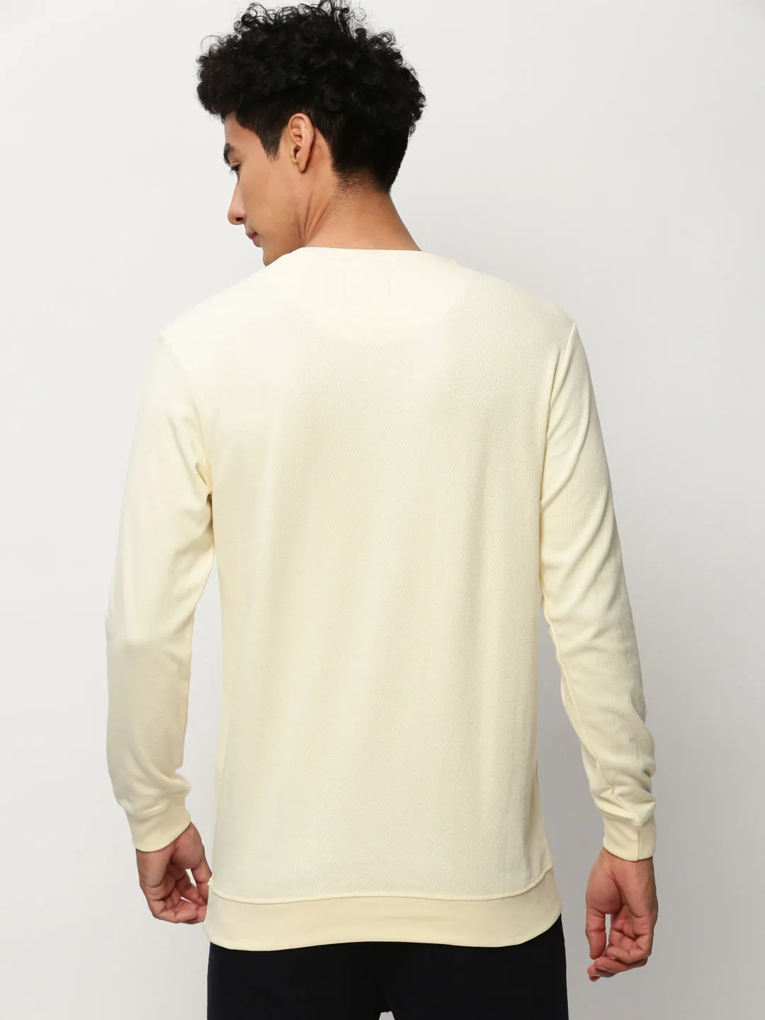 Men Cream Round Neck Long Sleeves Cotton Pullover