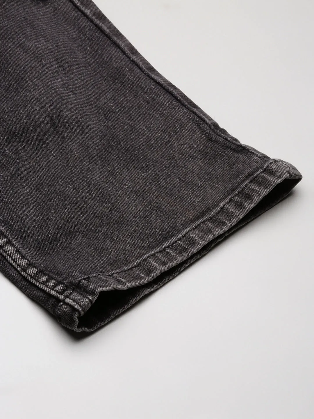 Men Grey Solid Straight Fit Jeans