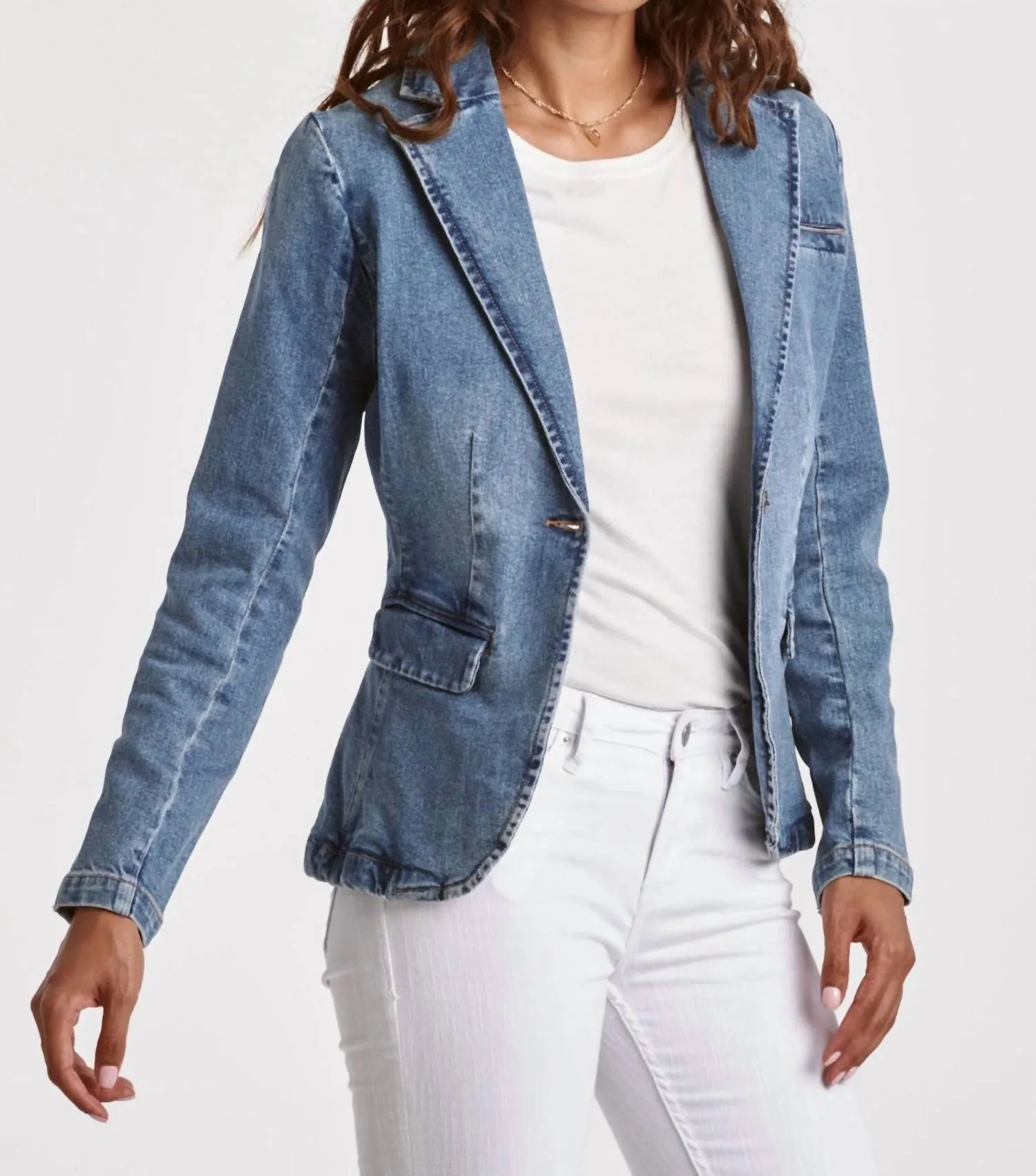 Minah Denim Blazer In Medium Wash