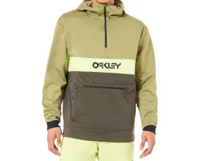 Nose Grab Softshell Hoodie In New Dark Brush/fern