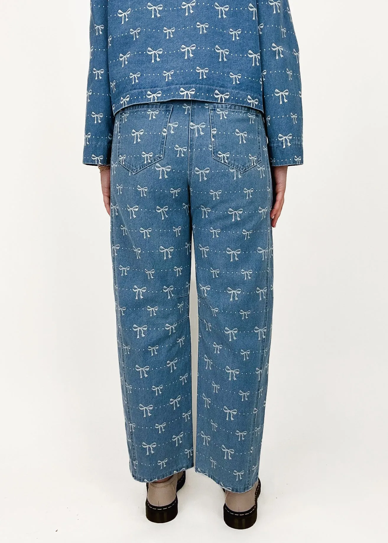 Presley Ribbon Barrel Jeans
