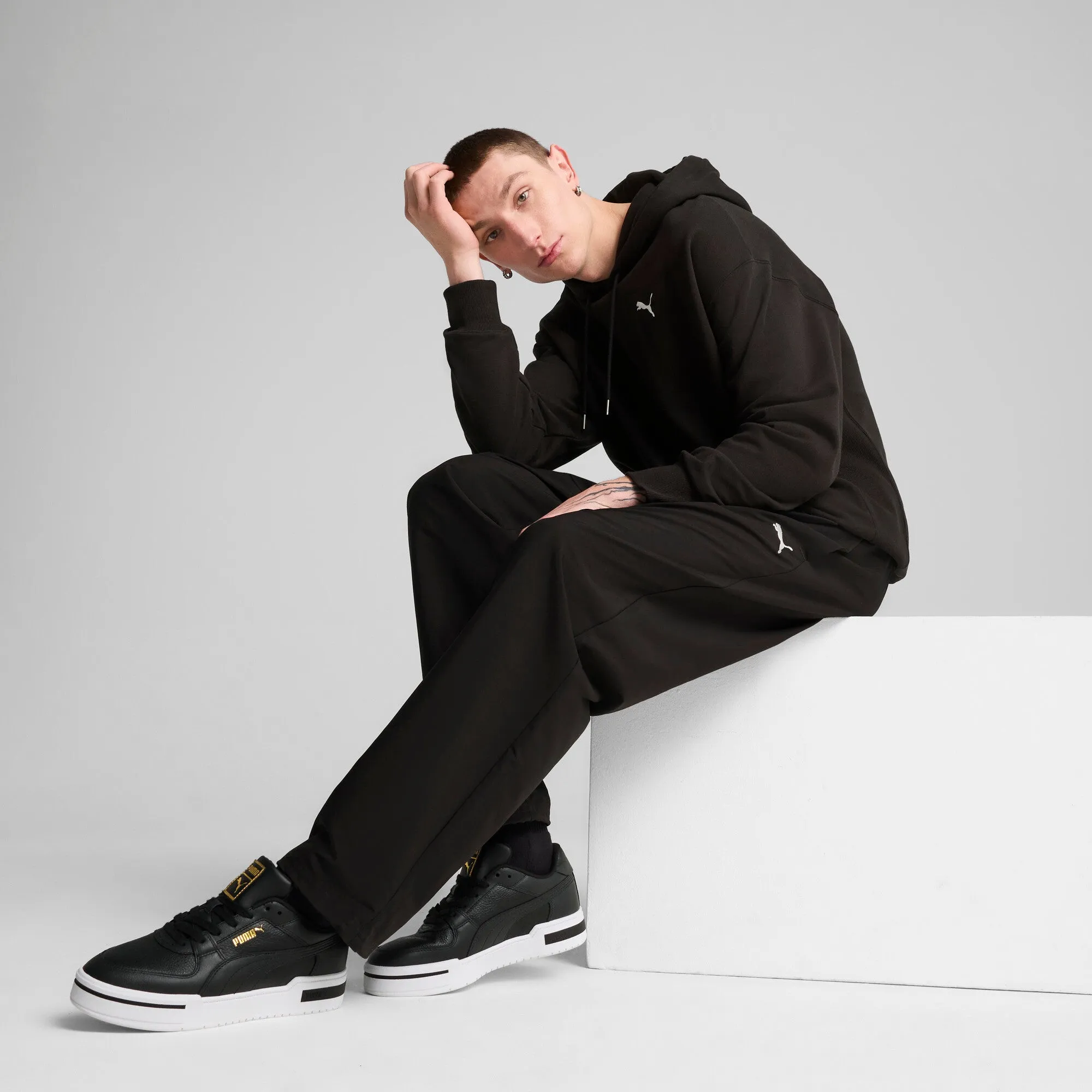 PUMA Men's WARDROBE ESSENTIALS Relaxed Hoodie