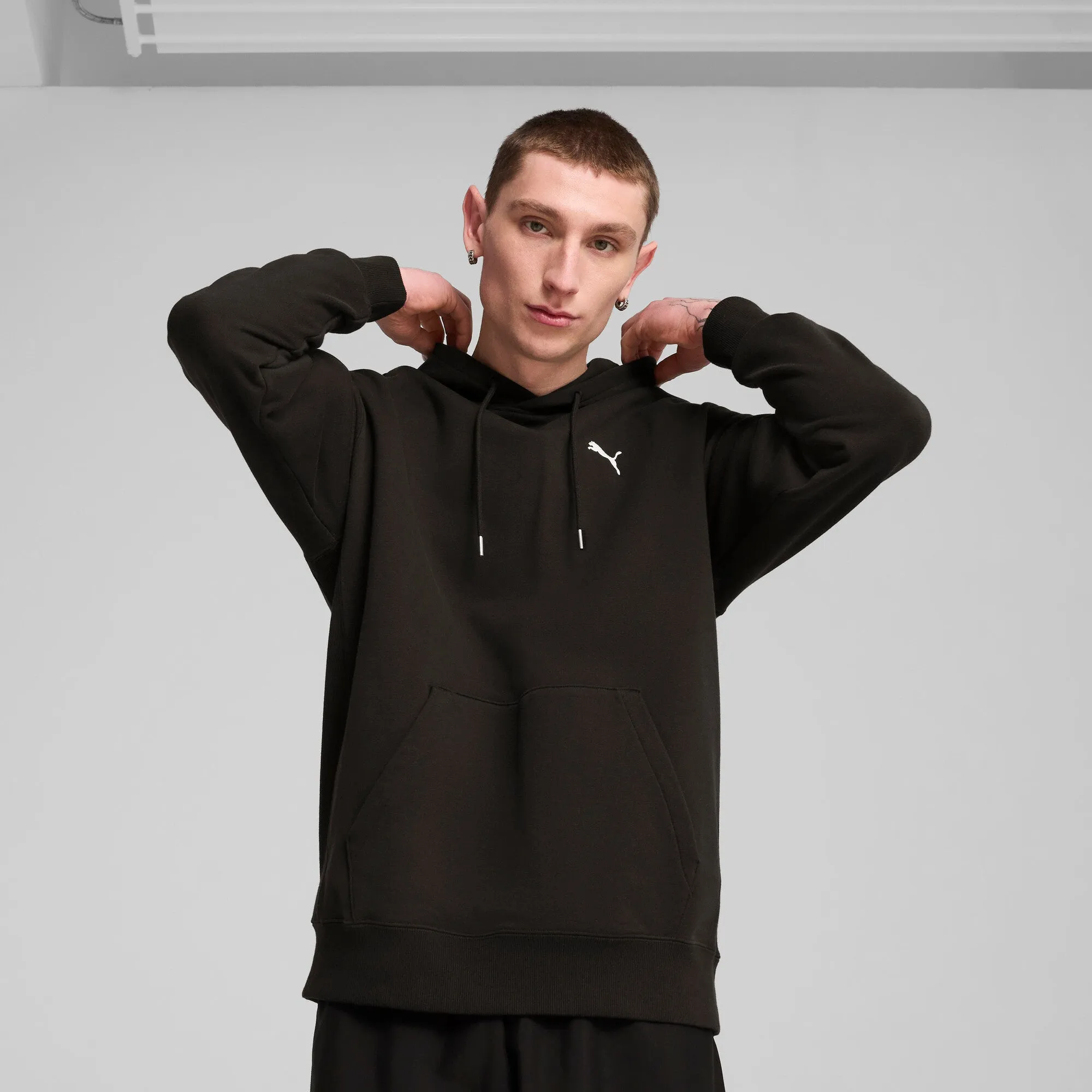 PUMA Men's WARDROBE ESSENTIALS Relaxed Hoodie