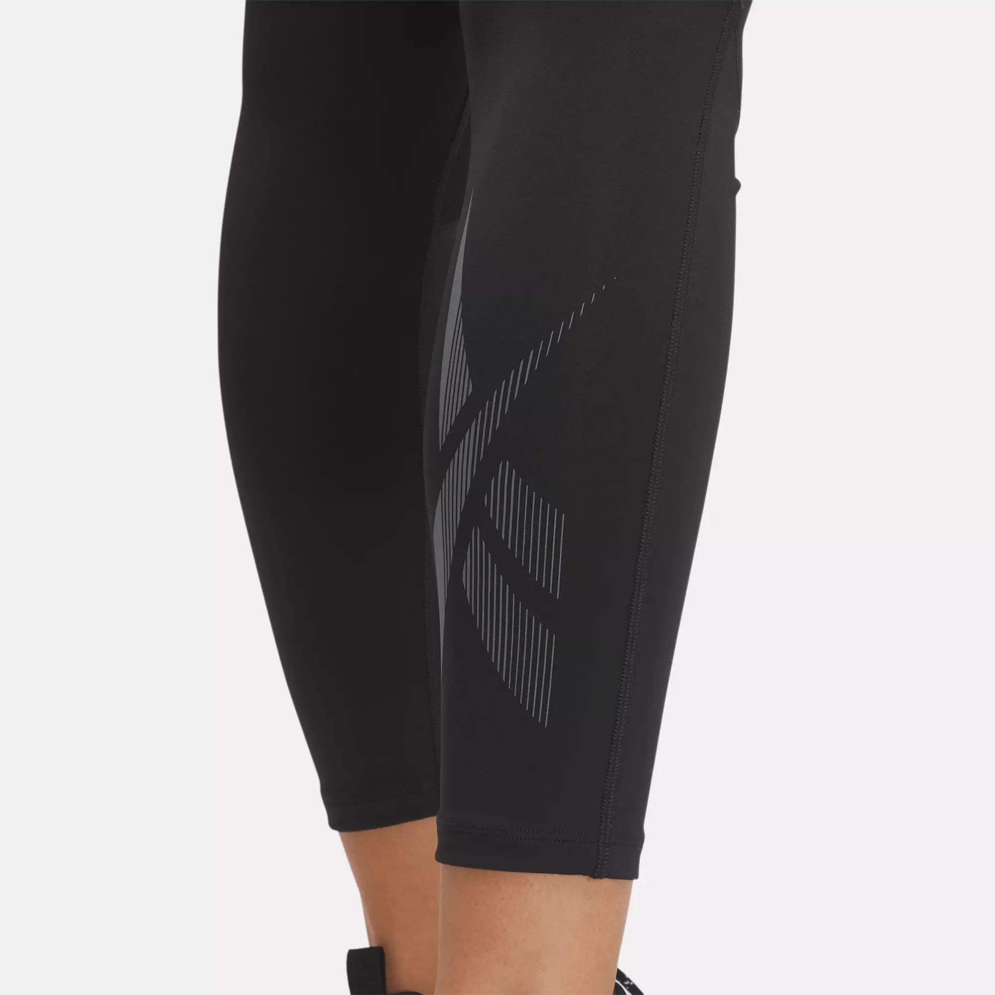 Reebok Shoes Women's Run Vector Leggings
