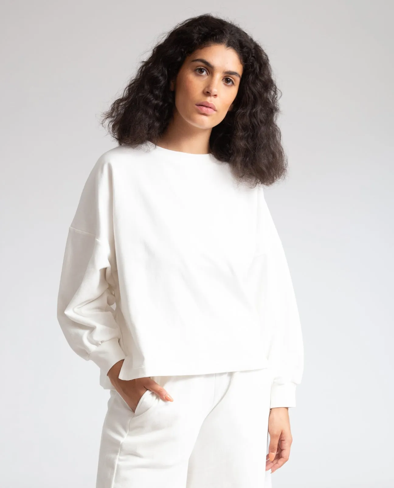 Serenity Organic Cotton Sweatshirt In Ivory
