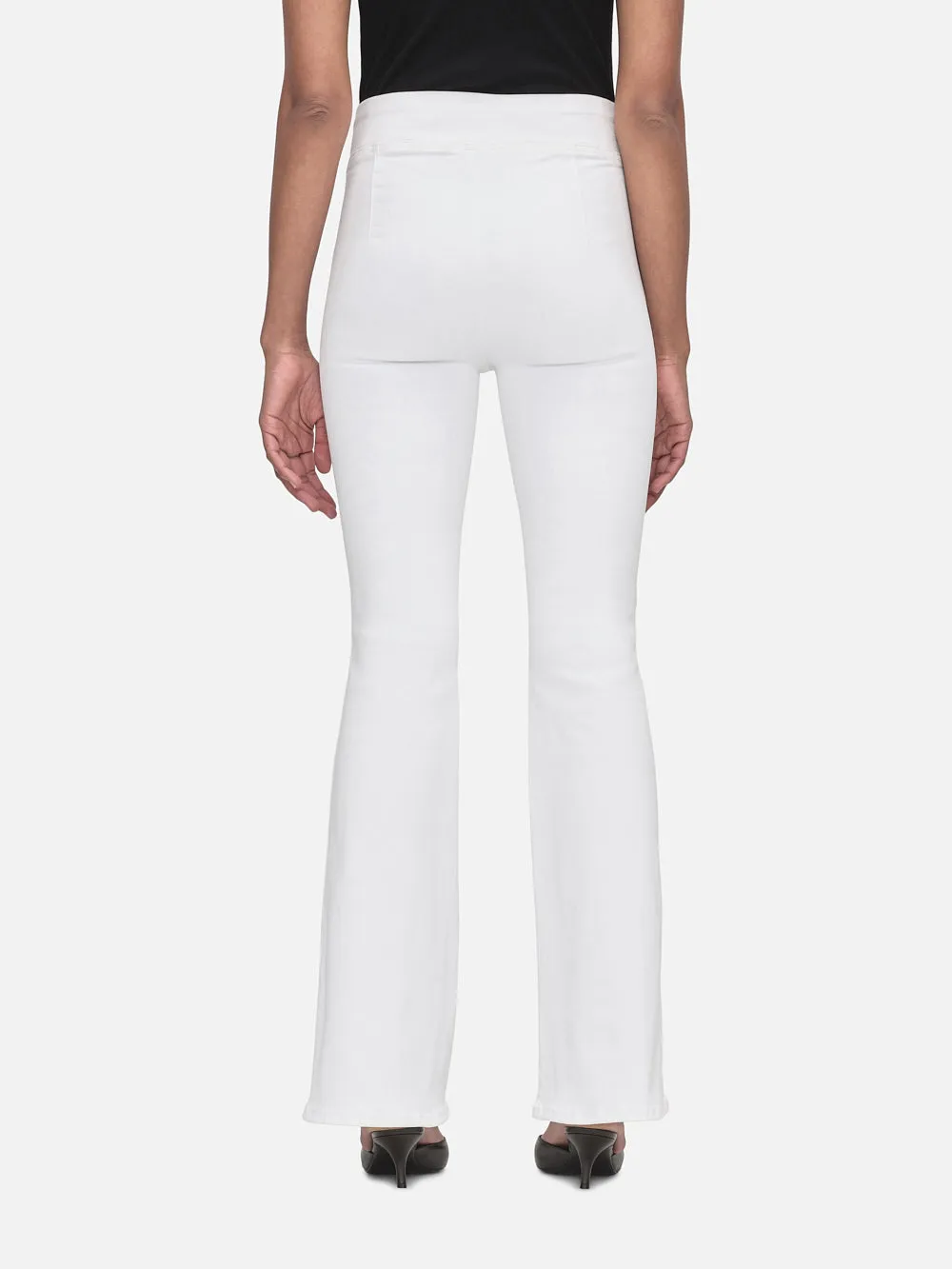 The Jetset Flare -- White