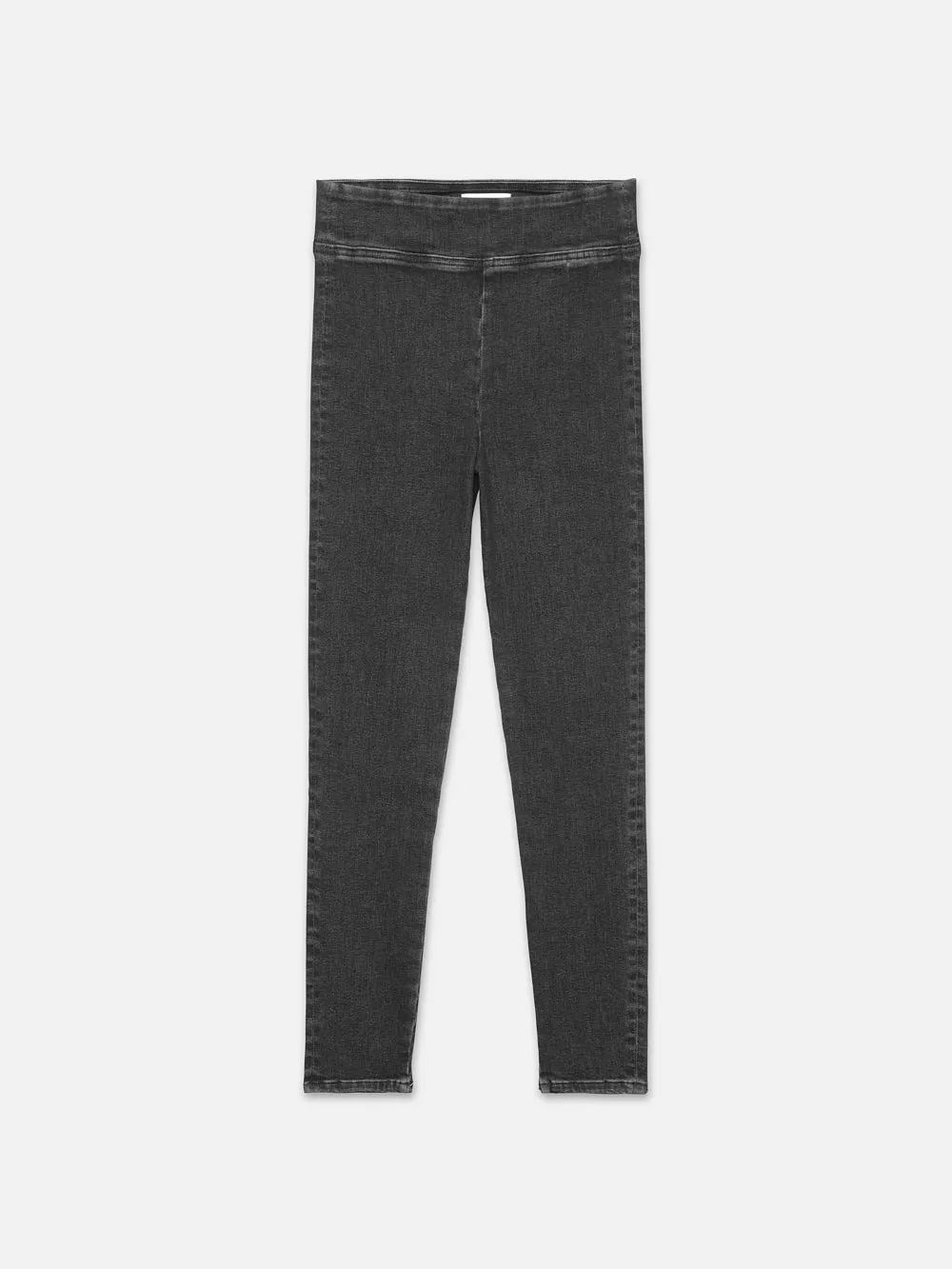 The Jetset Skinny Crop -- Cyrus