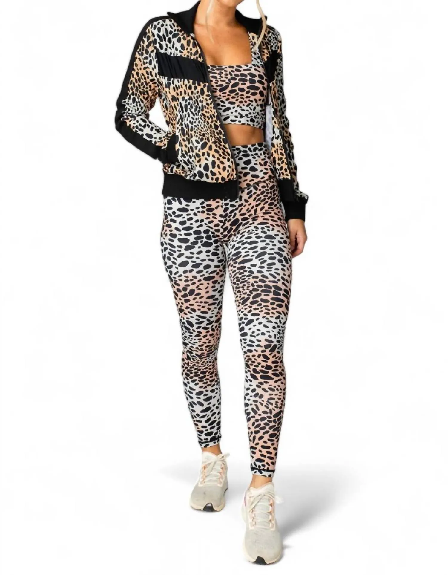 Vonn Elastic Long Sleeve Zip Up Jacket In Cheetah